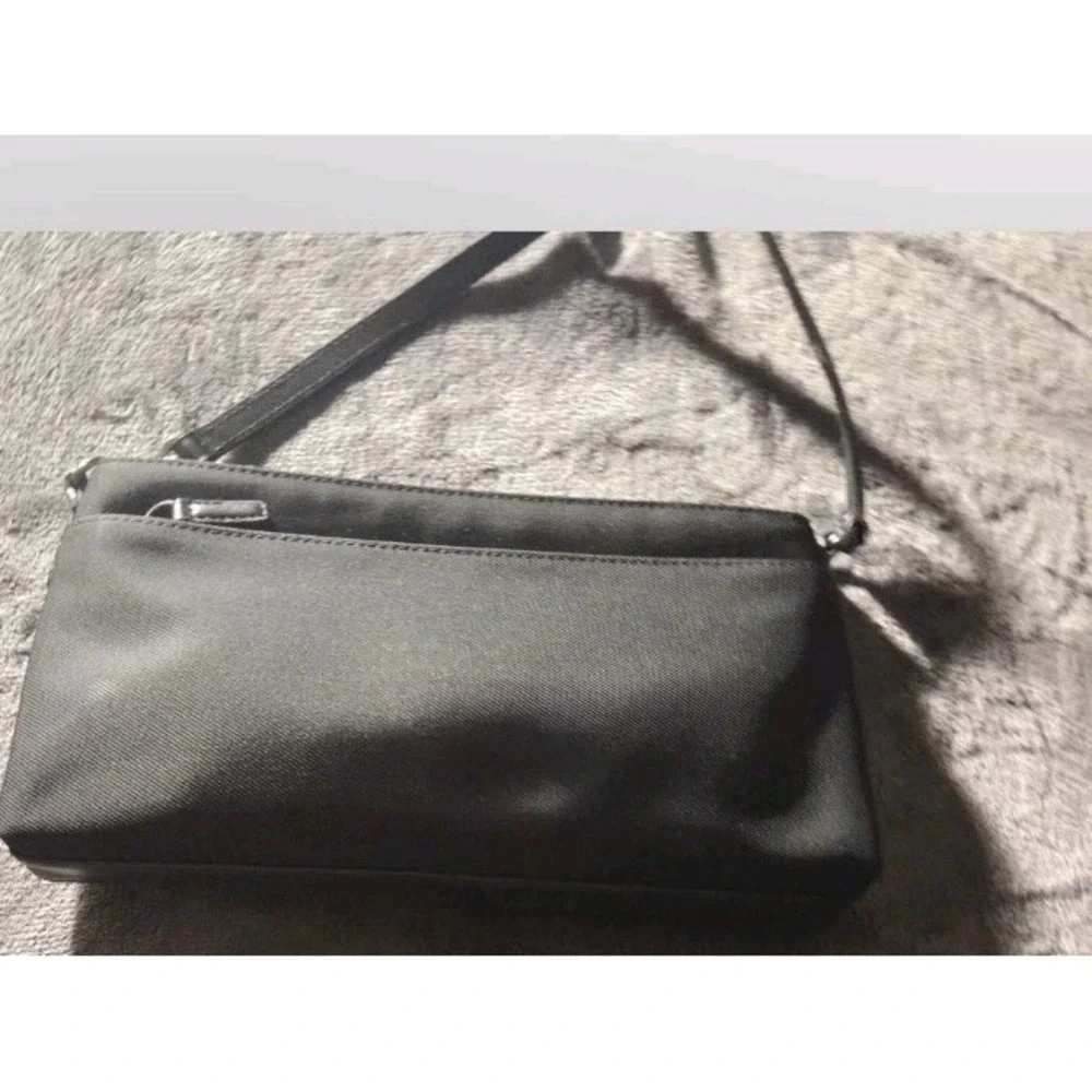 Coach Black Nylon Mini Shoulder Bag Crossbody Purse‎ Zip Top Small Y2K Classic